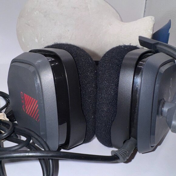 Astro A10 Wired Gaming Headset for Xbox PS5 PC - Red (/RT6-14607-A10G01PC-UG) - Picture 9 of 9